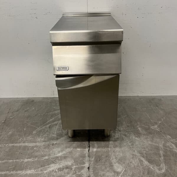 Unité de travail Zanussi en acier inoxydable Unité de store neutre 40 cm Horeca