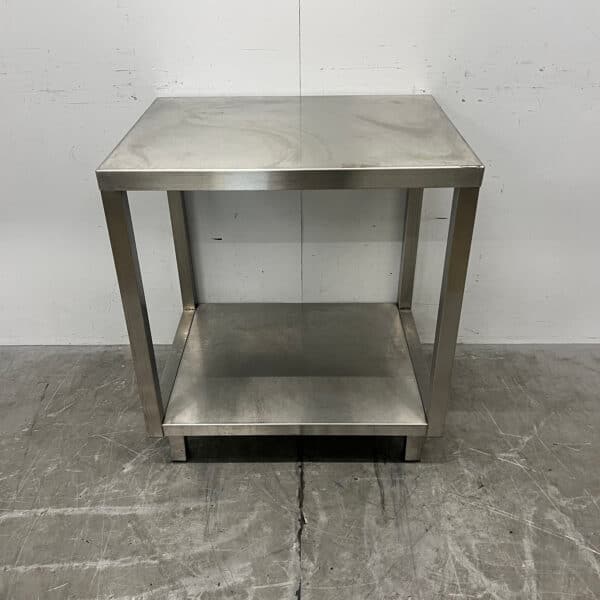 Table de travail en acier inoxydable avec piètement : 74,5 x 57,5 x 83 cm – Restauration