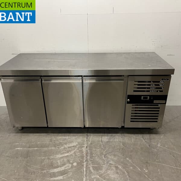Acier inoxydable Comptoir réfrigéré 3 portes 179,5 cm 230V Horeca