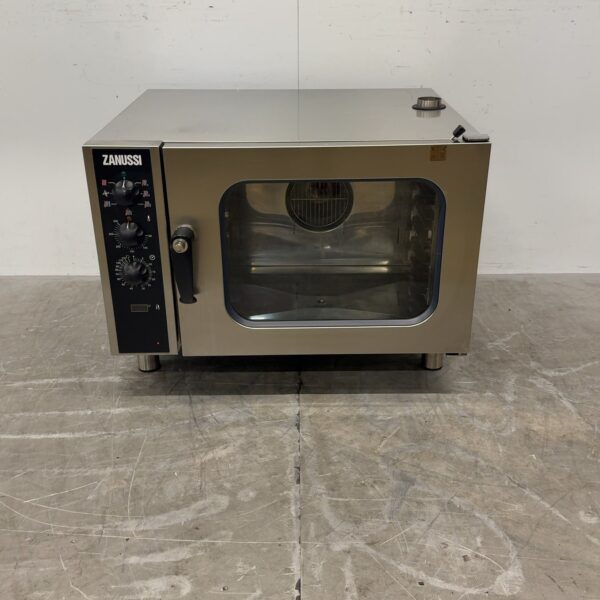 RVS Zanussi Heteluchtoven met vochtinjectie 6 x 1/1 GN 400V Horeca