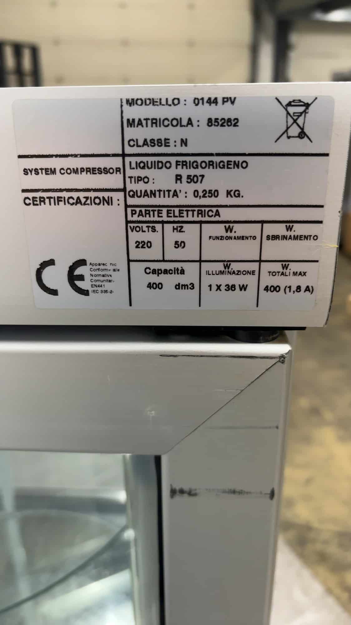 Vitrine à pâtisseries en acier inoxydable, 70 litres, 230 V, pour le secteur de la restauration