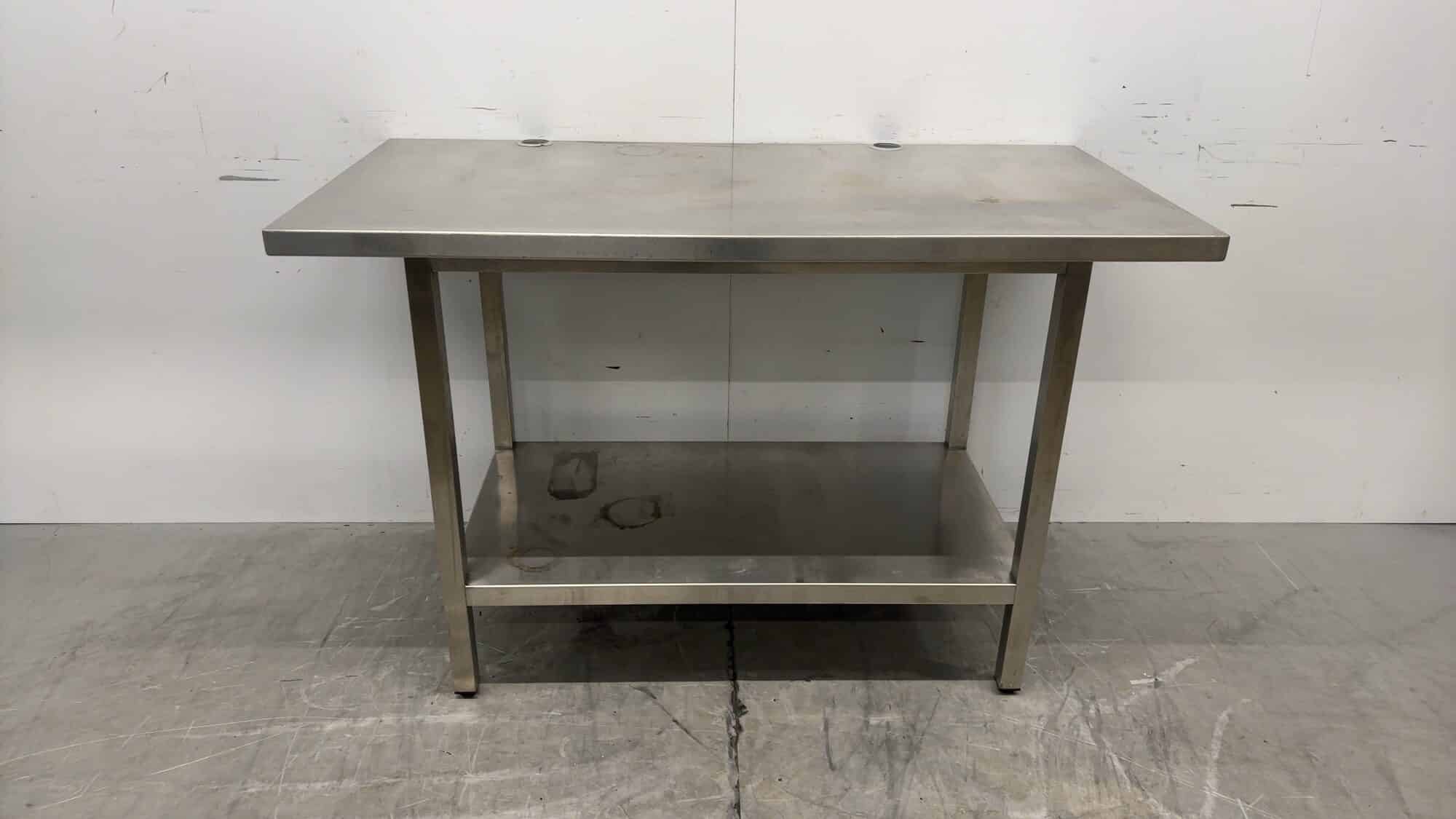 Table de travail en acier inoxydable 140 x 70 x 90 cm pour la restauration