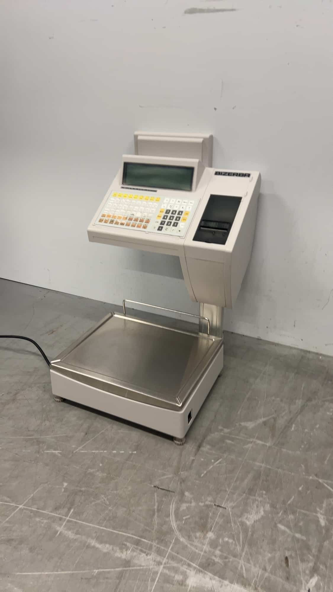 Balance Bizerba SCii 800, 230 V, 37 x 47 x 56 cm, secteur de la restauration