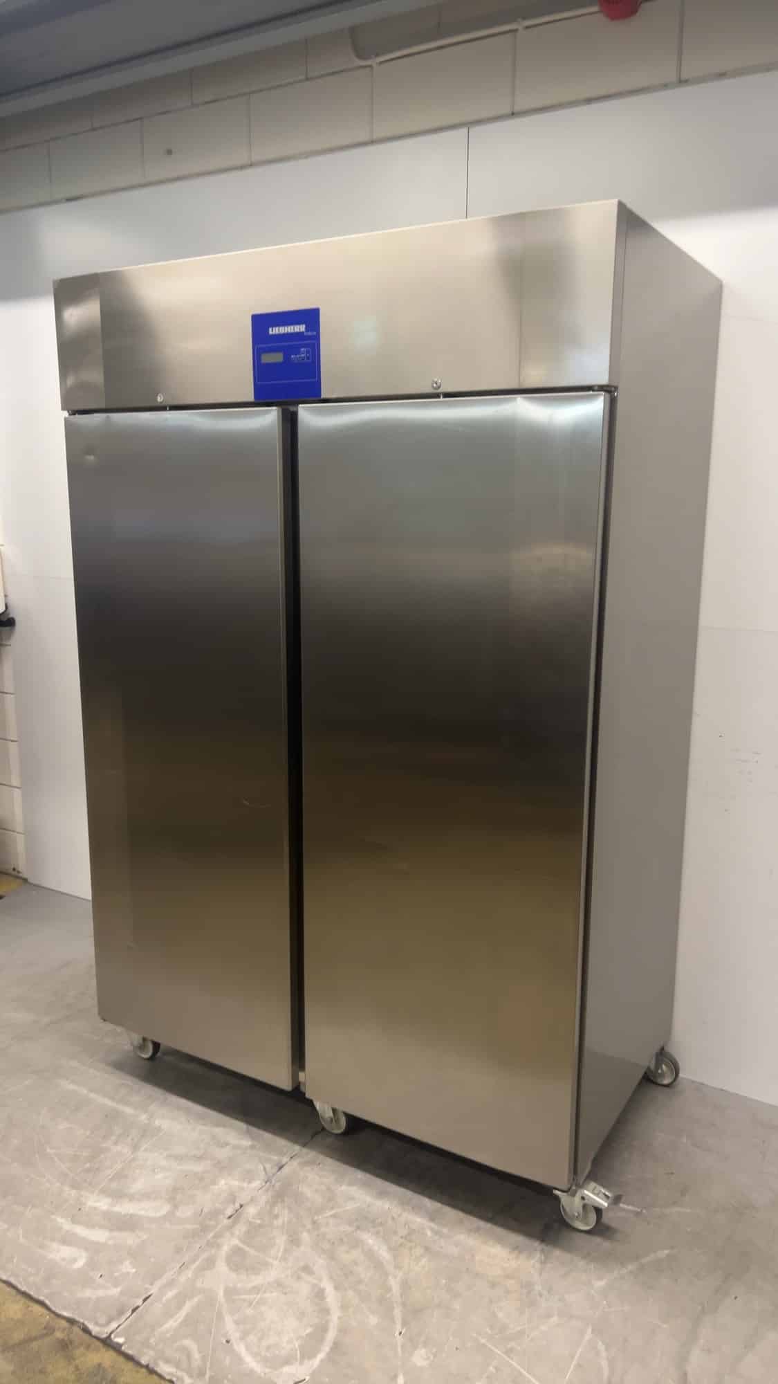 Congélateur Liebherr à double porte en acier inoxydable, 1427 litres, 230 V, pour le secteur de la restauration