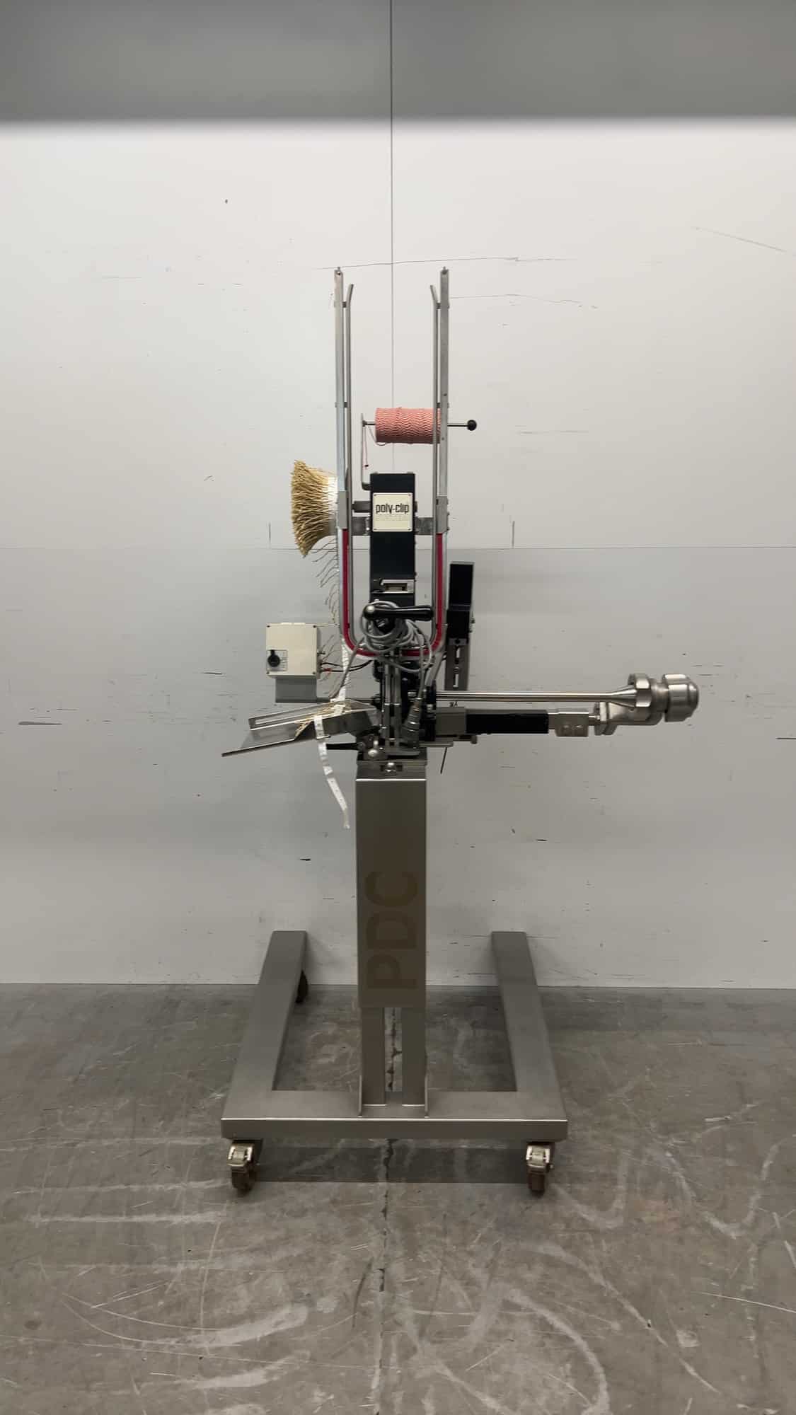 Système Poly-clip en acier inoxydable PDC 500, machine à couper les saucisses, 230 V, 103 x 85 x 197 cm, secteur de la restauration