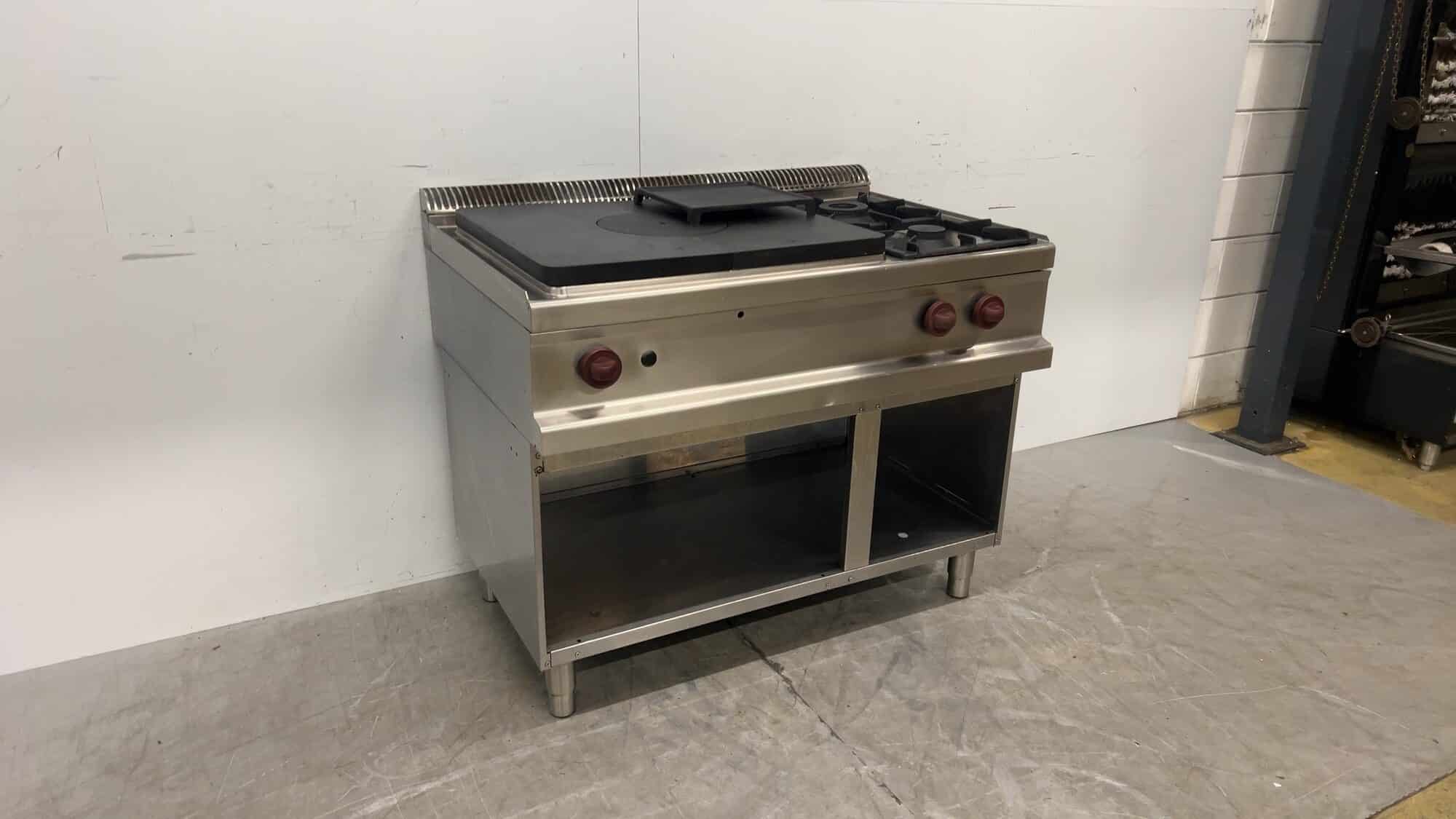 Cuisinière à 2 feux avec plaque de cuisson intégrée 110 x 73 x 86 cm, pour la restauration